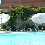 L'oustal De Vézac