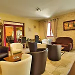 L'oustal De Hotel