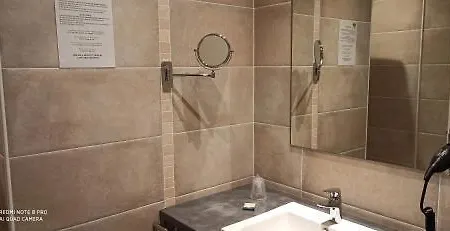 酒店 乌斯塔尔韦扎克酒店