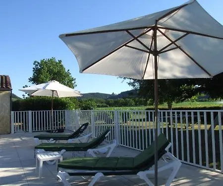 乌斯塔尔韦扎克酒店 酒店