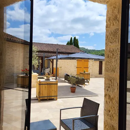 L'oustal De 3* Vezac (Dordogne)