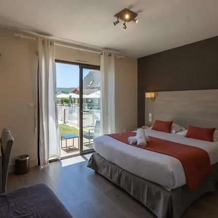 L'oustal De 3*