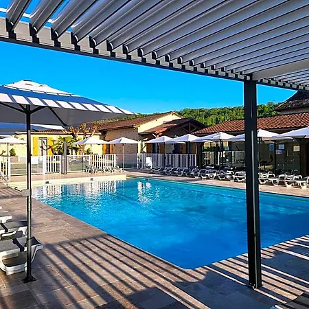 L'oustal De 3*