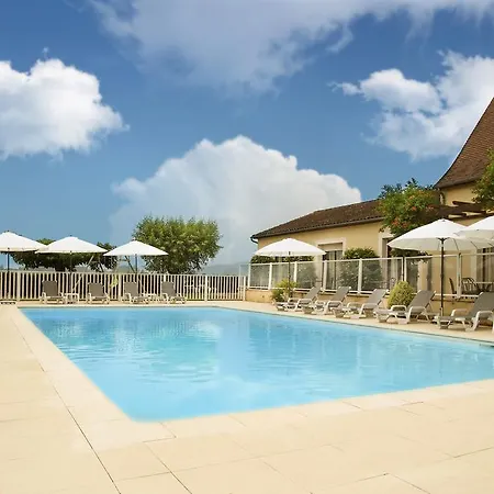 乌斯塔尔韦扎克酒店 酒店 韦扎克