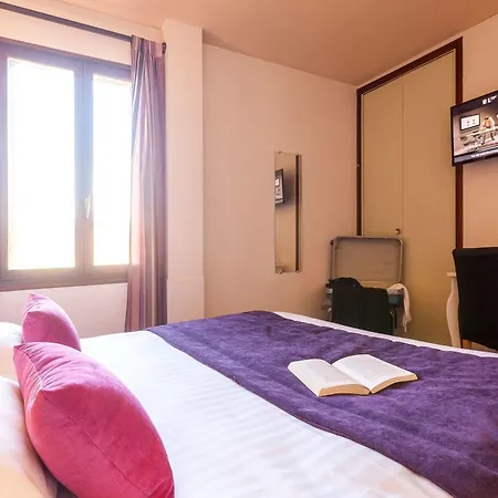 L'oustal De Hotel Vezac (Dordogne)