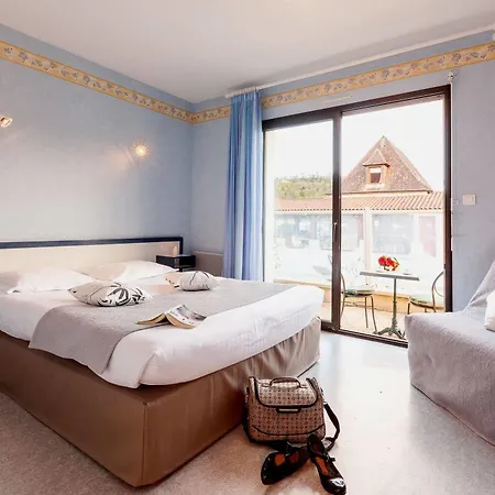 乌斯塔尔韦扎克酒店 3* 韦扎克