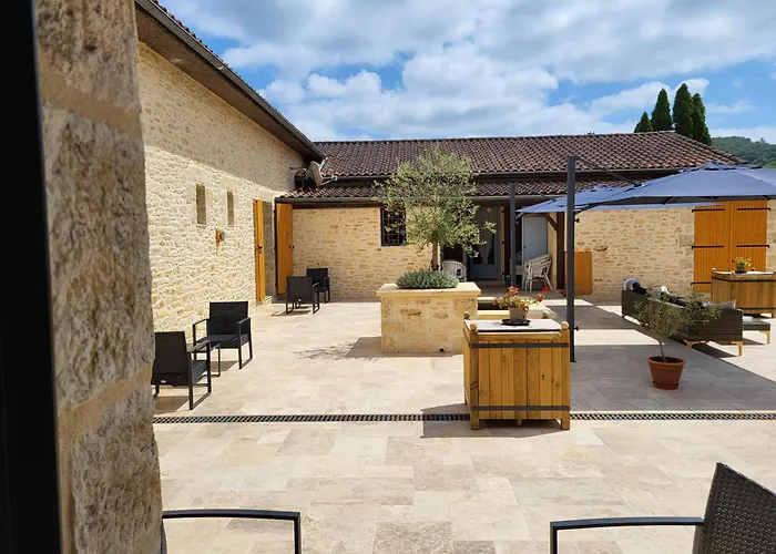 Hotel L'oustal De Vézac